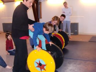 Atelier cirque en maternelle