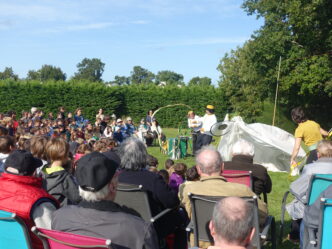 Rencontres intergénérationnelles à l'Arche