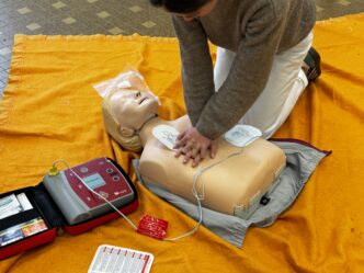 Les 3è formés aux Premiers Secours Citoyens Les 3è formés aux Premiers Secours Citoyens