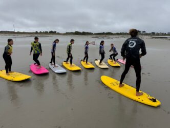 Les collégiens de St Jo retrouvent les joies du surf !