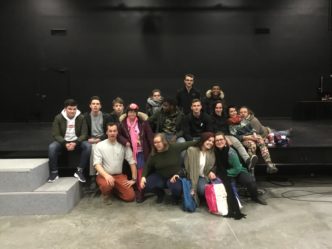 La troupe de théâtre de l'Arche Le Caillou Blanc  à St Gabriel le mercredi 20 mars 2018