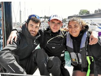 Noah, au piano du Figaro ‘’ SAINT MALO PLAISANCE’’ !