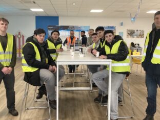 Another excellent visit to the  DWB2 – Amazon Logistics