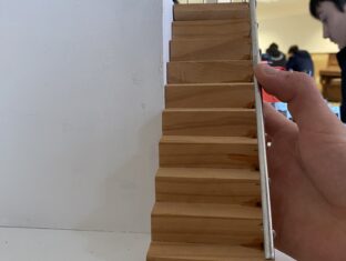 Caserne des pompiers : ça colle, ça ajuste…