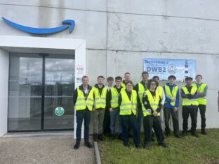 Amazon : immersion grandeur nature dans la logistique de la multinationale