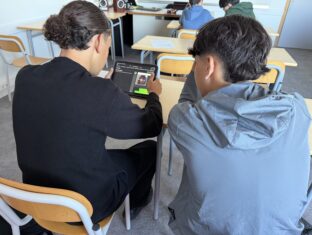 Les 2P LOG fabriquent des fake news… pour mieux les déjouer !